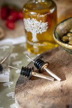 Load image into Gallery viewer, Bottle Pourers Twin Pack